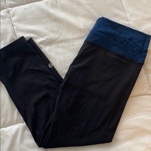 Lululemon Wunder Under Crop (Size 6) - like new!